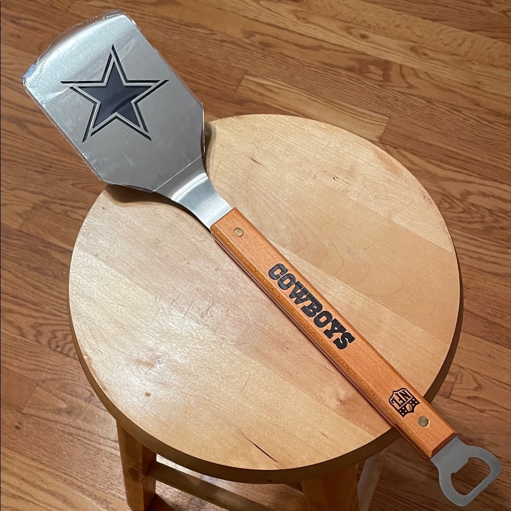 Dallas Cowboys NFL NWT “The Sportula”